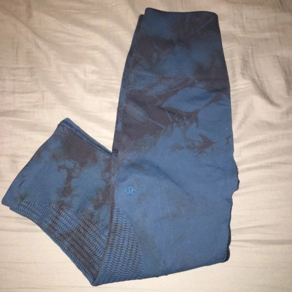 Lululemon Flow & Go Tie Dye Crop